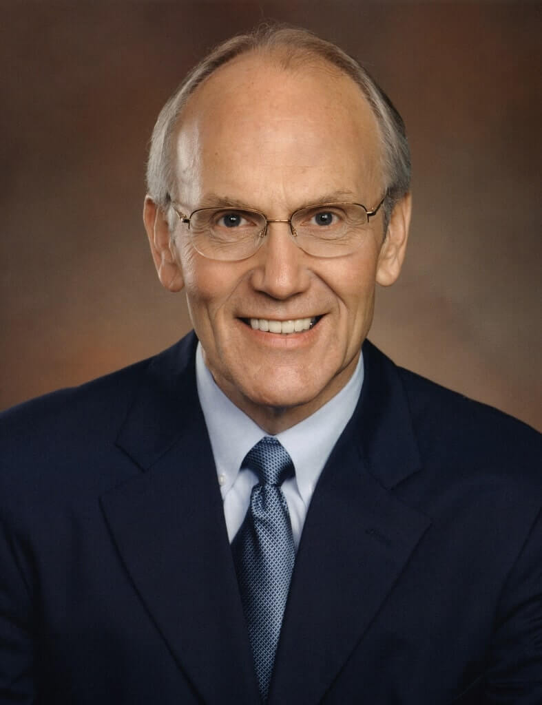 Anti-Gay Senator Larry Craig Caught Being Gay